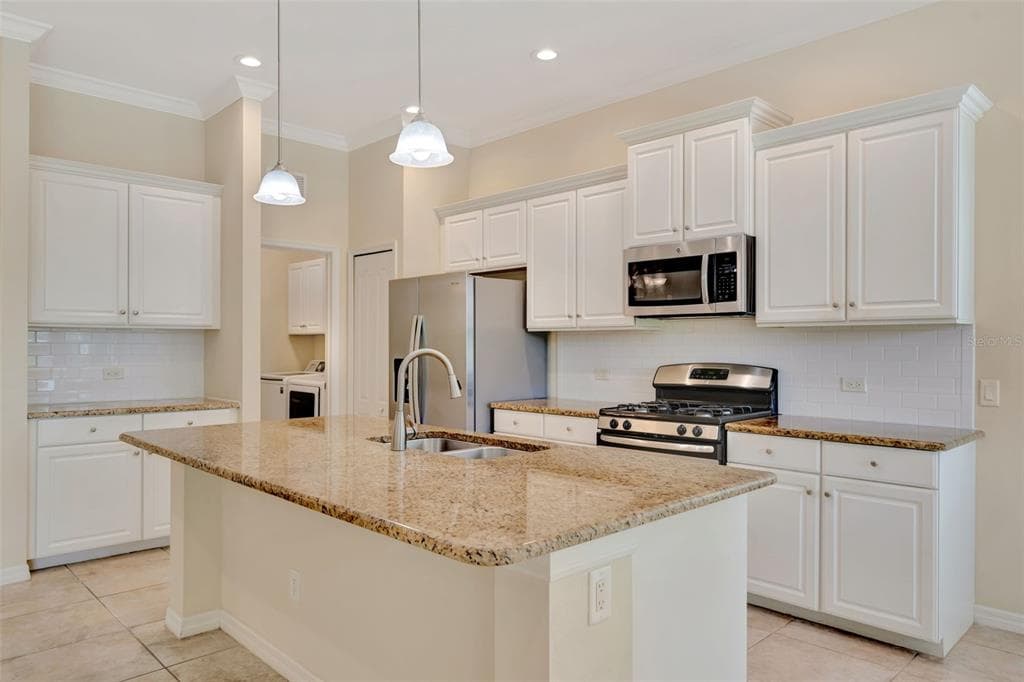 14435 WHITEMOSS TERRACE photo 22