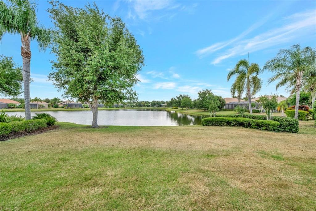 14435 WHITEMOSS TERRACE photo 3