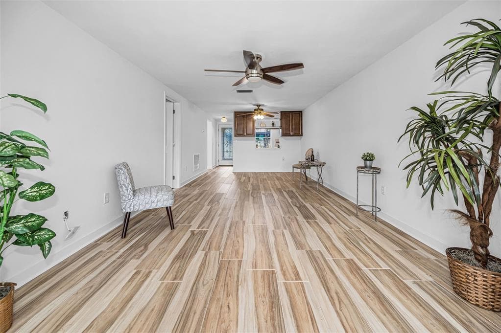 4200 HAMPTON DRIVE photo 15