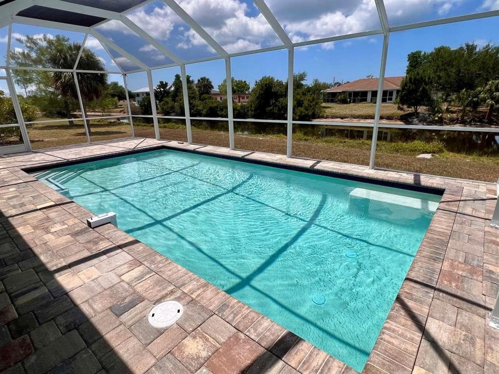 55 ROTONDA CIRCLE photo 23