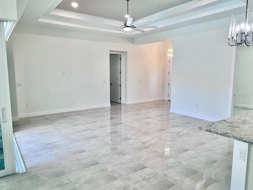 55 ROTONDA CIRCLE photo 17
