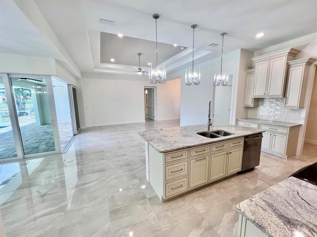 55 ROTONDA CIRCLE photo 12