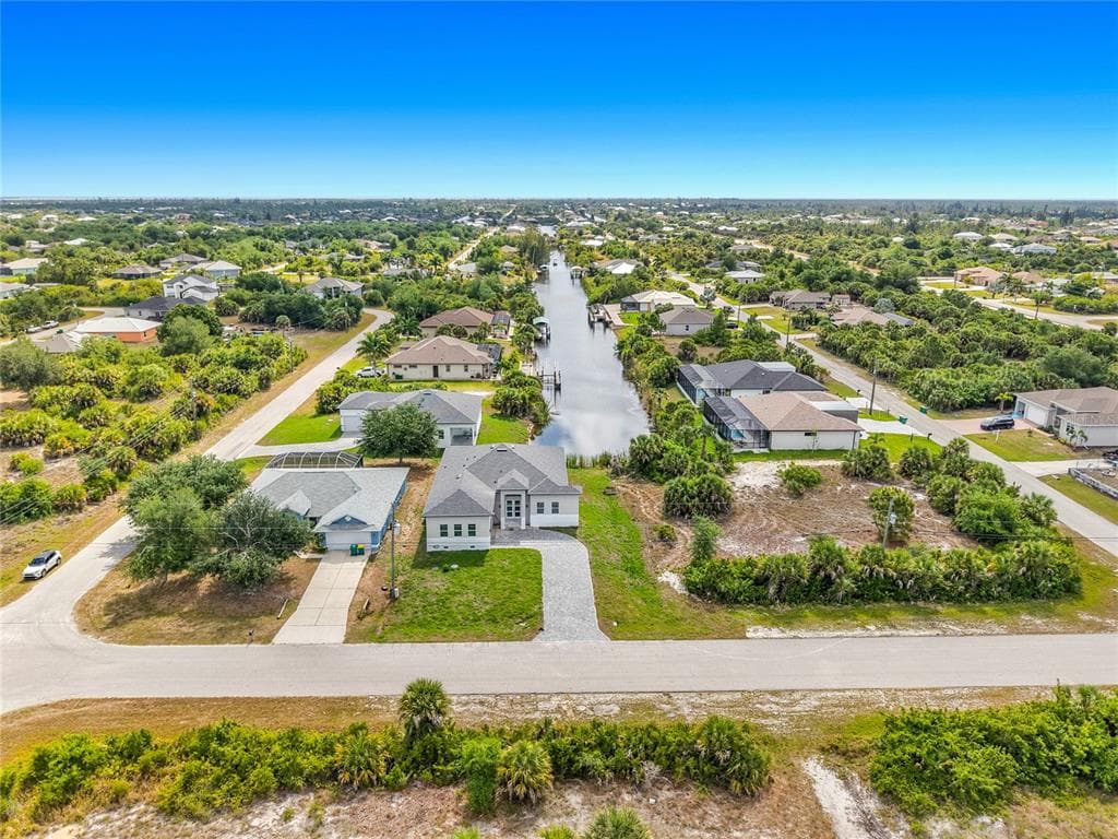 10262 KINGSVILLE DRIVE photo 4