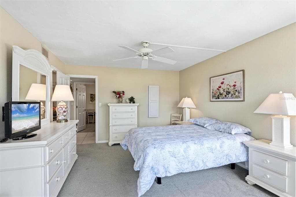 1215 S PORTOFINO DRIVE 406 photo 22