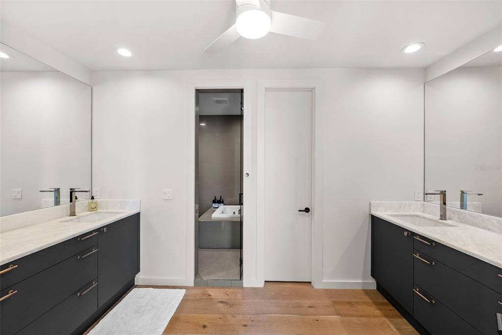 1123 ABBEYS WAY photo 23