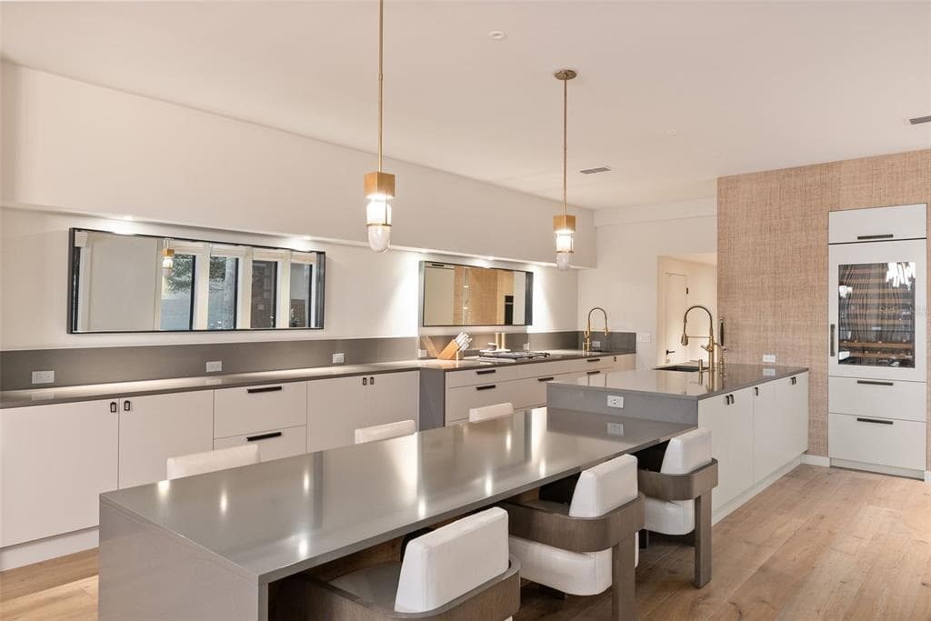 1123 ABBEYS WAY photo 12