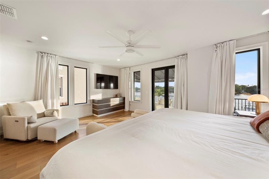 1123 ABBEYS WAY photo 21
