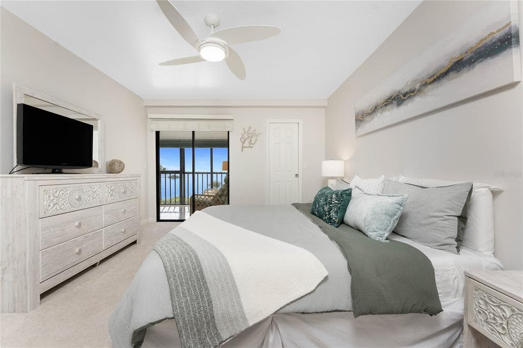 1551 BEACH ROAD 306 photo 24