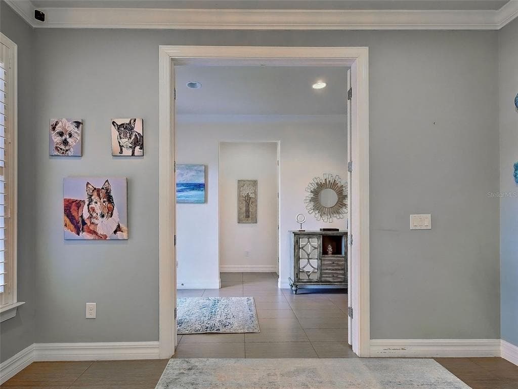 13861 NEVIANO STREET photo 23