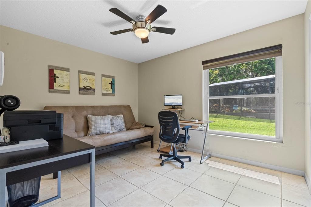 11516 LYONS COURT photo 25