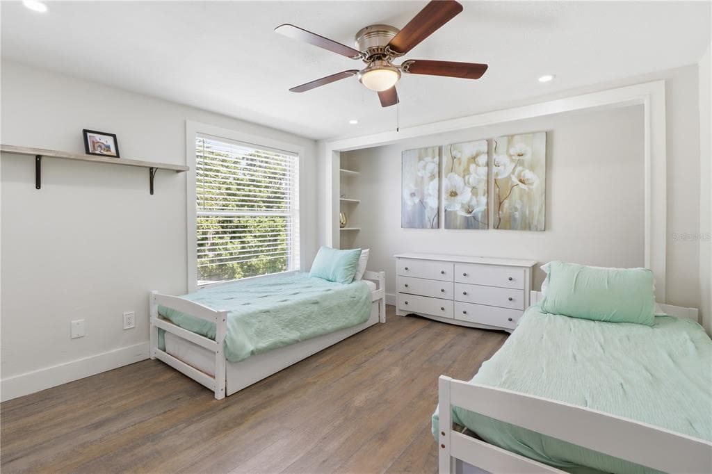 9235 W HARBOR ISLE COURT photo 21