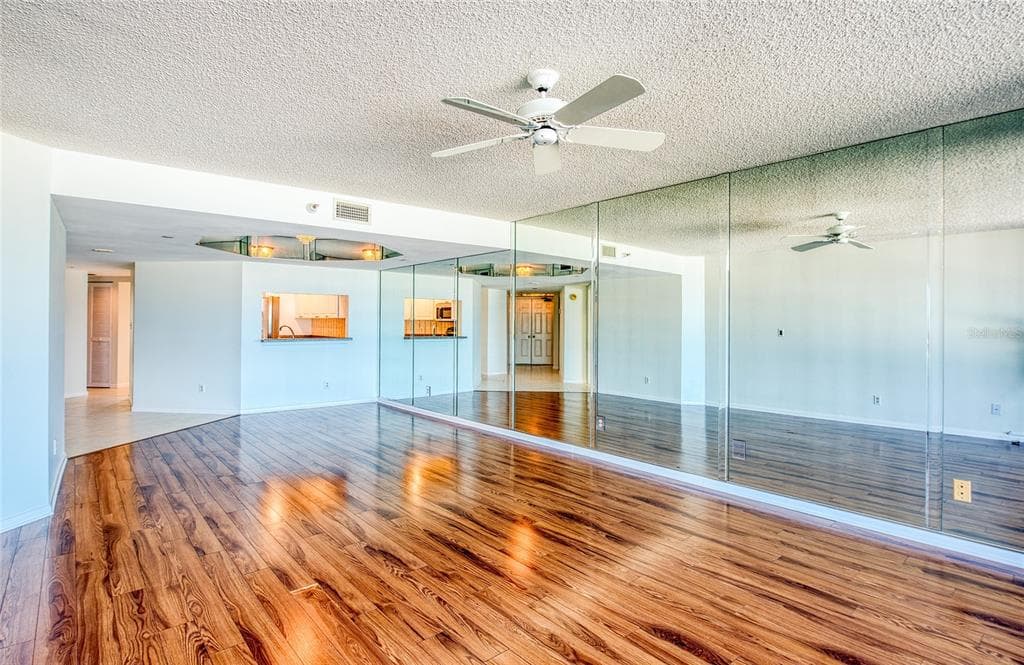 1310 GULF BOULEVARD 4D photo 6