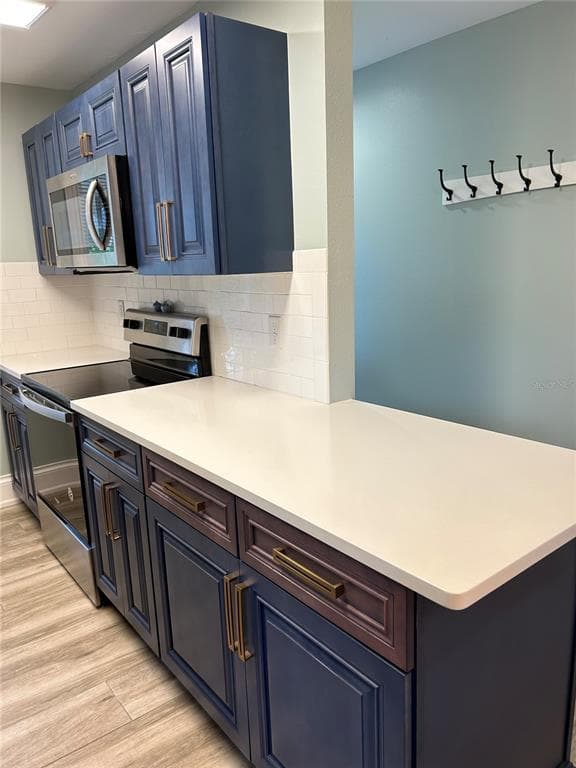 30 SE VALARE LANE 205A photo 14