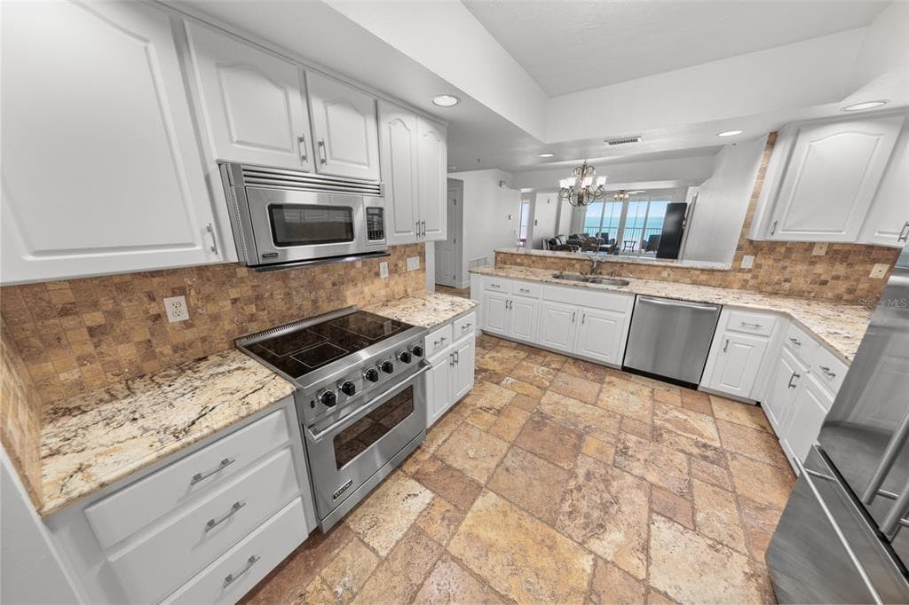 4767 S ATLANTIC AVENUE 402 photo 17
