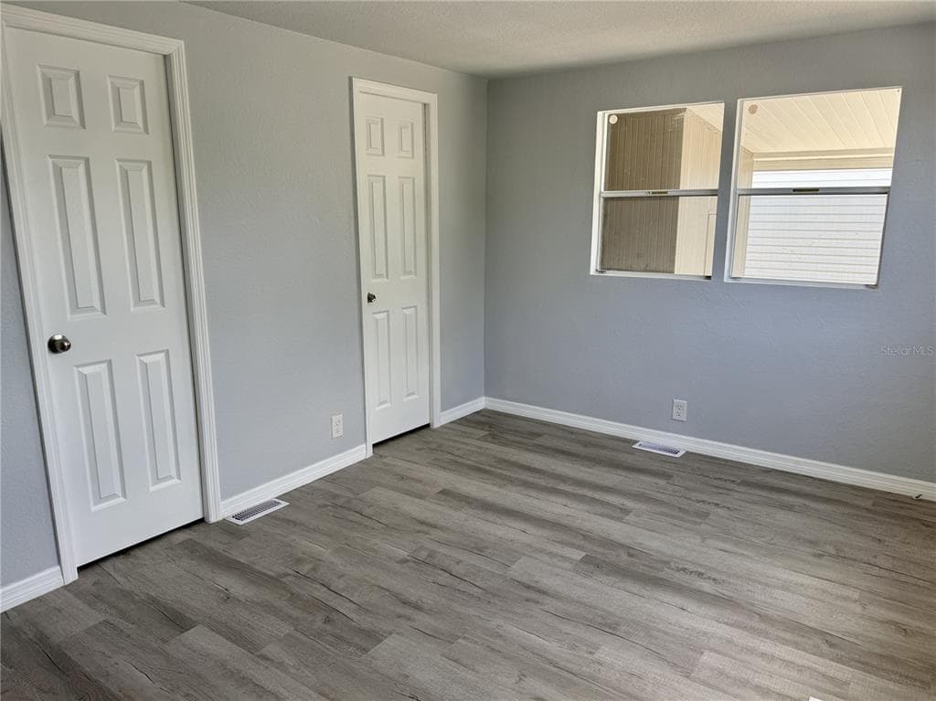 460 MOUNT OAK AVENUE NE 745 photo 14