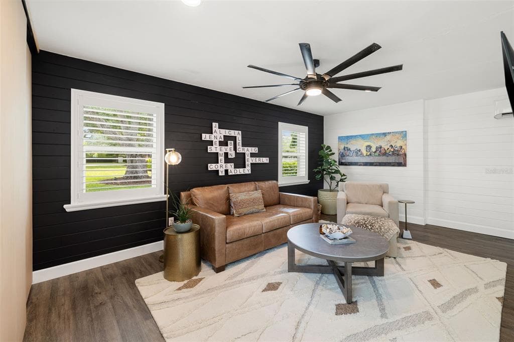 18520 WAYNE ROAD photo 19