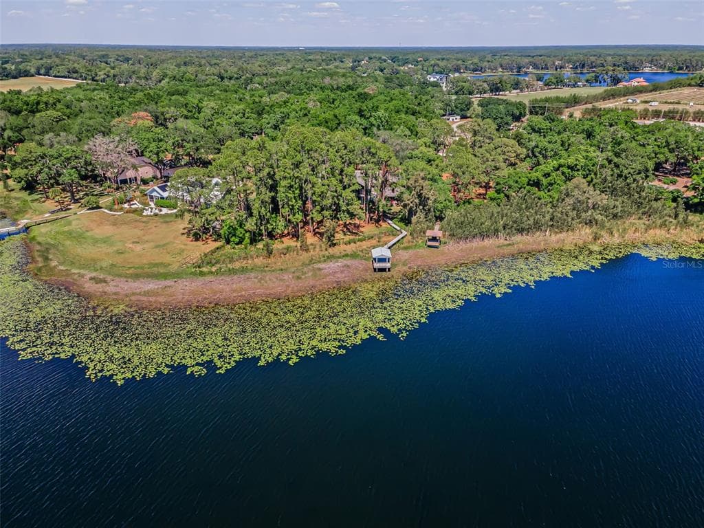 8602 BONNIE COVE LANE photo 3