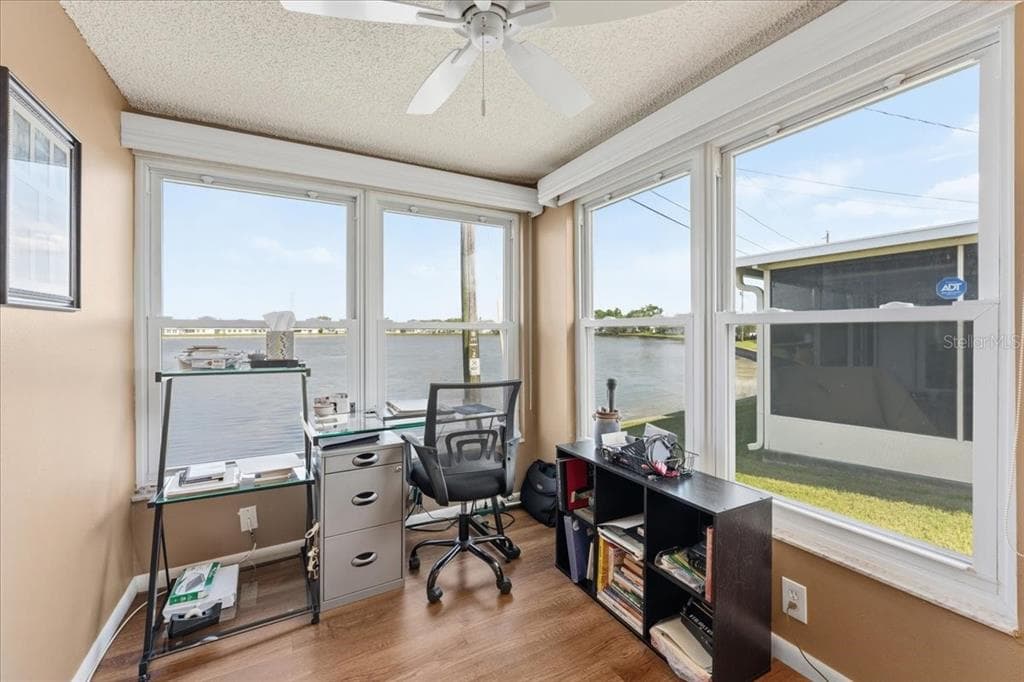 9875 MAINLANDS BOULEVARD W photo 20