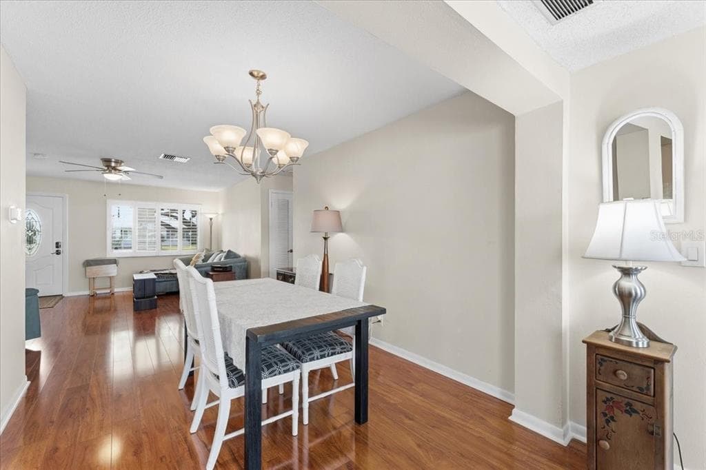 9875 MAINLANDS BOULEVARD W photo 10