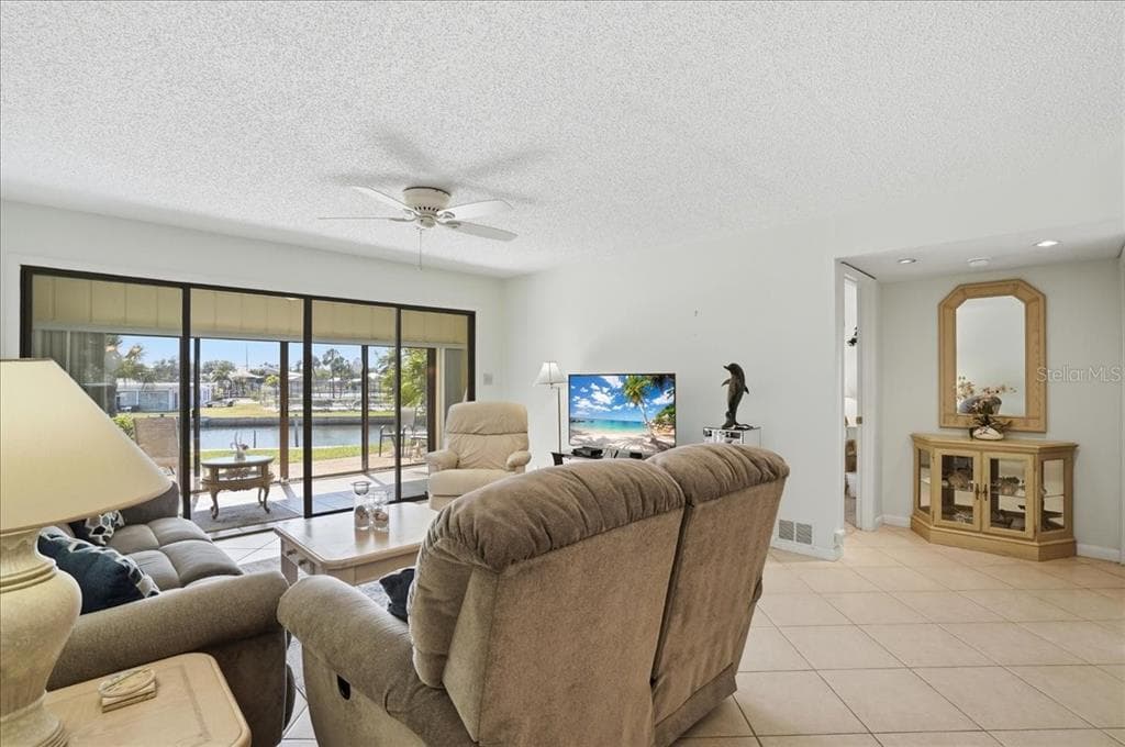 6500 FLOTILLA DRIVE 212 photo 16