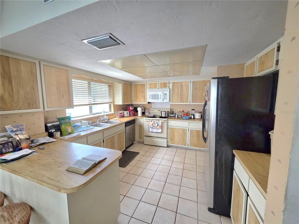 3001 S ATLANTIC AVENUE 300 photo 17