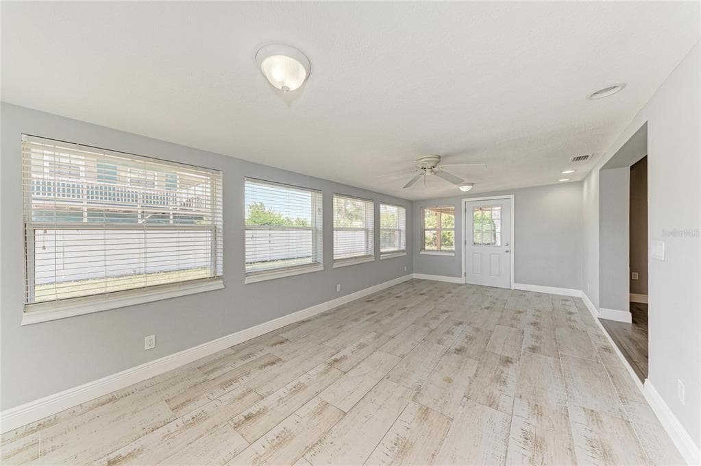 2401 10TH STREET W photo 7