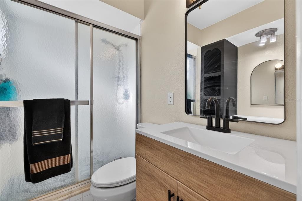 8450 FLAGSTONE DRIVE photo 25