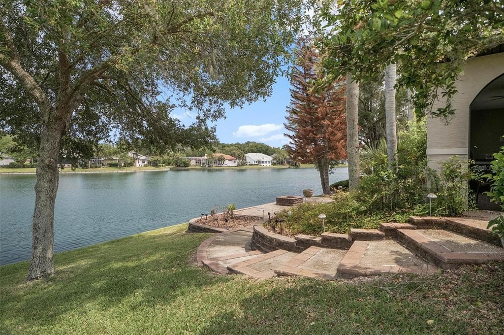 5 SANDPIPER COURT photo 3