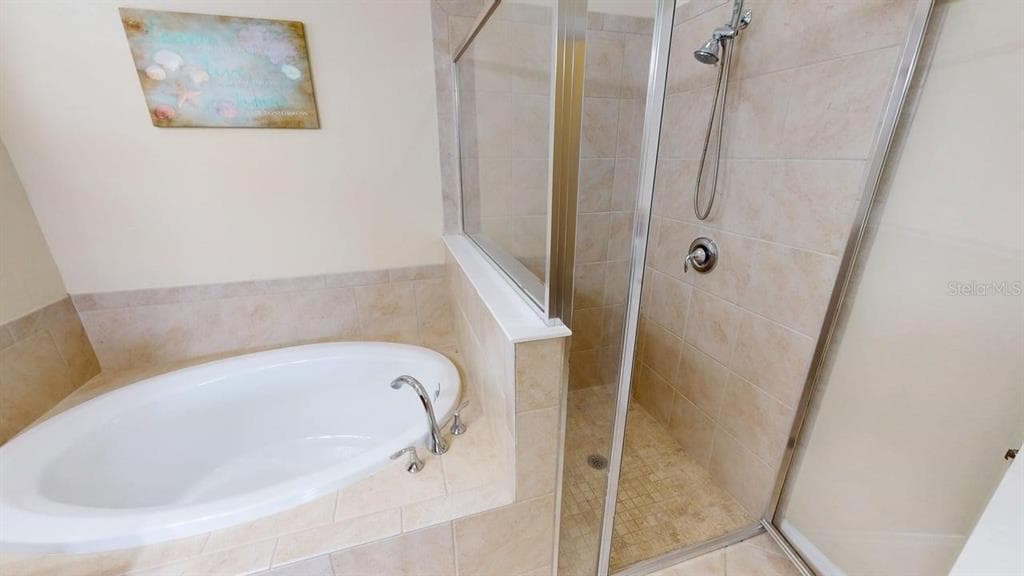 2571 LAURENTINA LANE photo 20