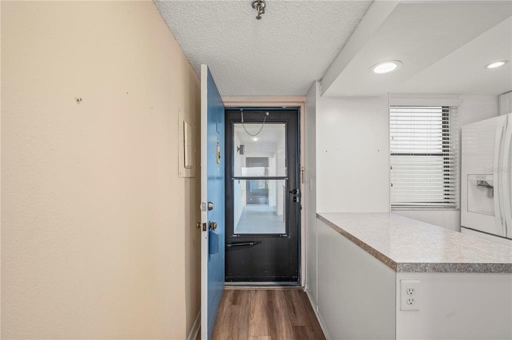 1701 BEACH ROAD 208 photo 3
