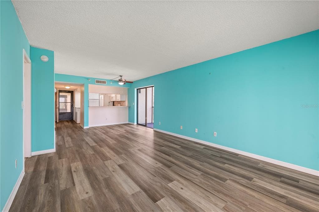 1701 BEACH ROAD 208 photo 11