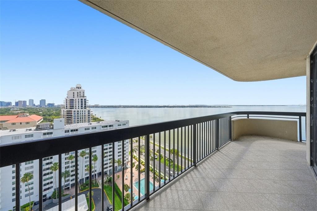 2413 BAYSHORE BOULEVARD 2001 photo 3