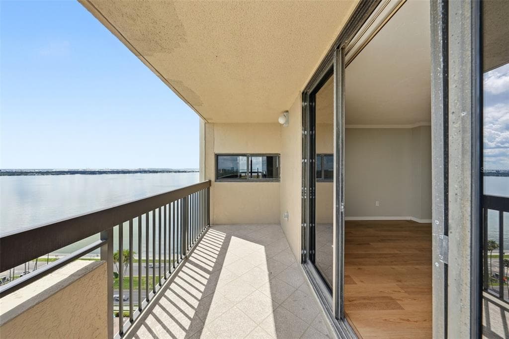 2413 BAYSHORE BOULEVARD 2001 photo 5