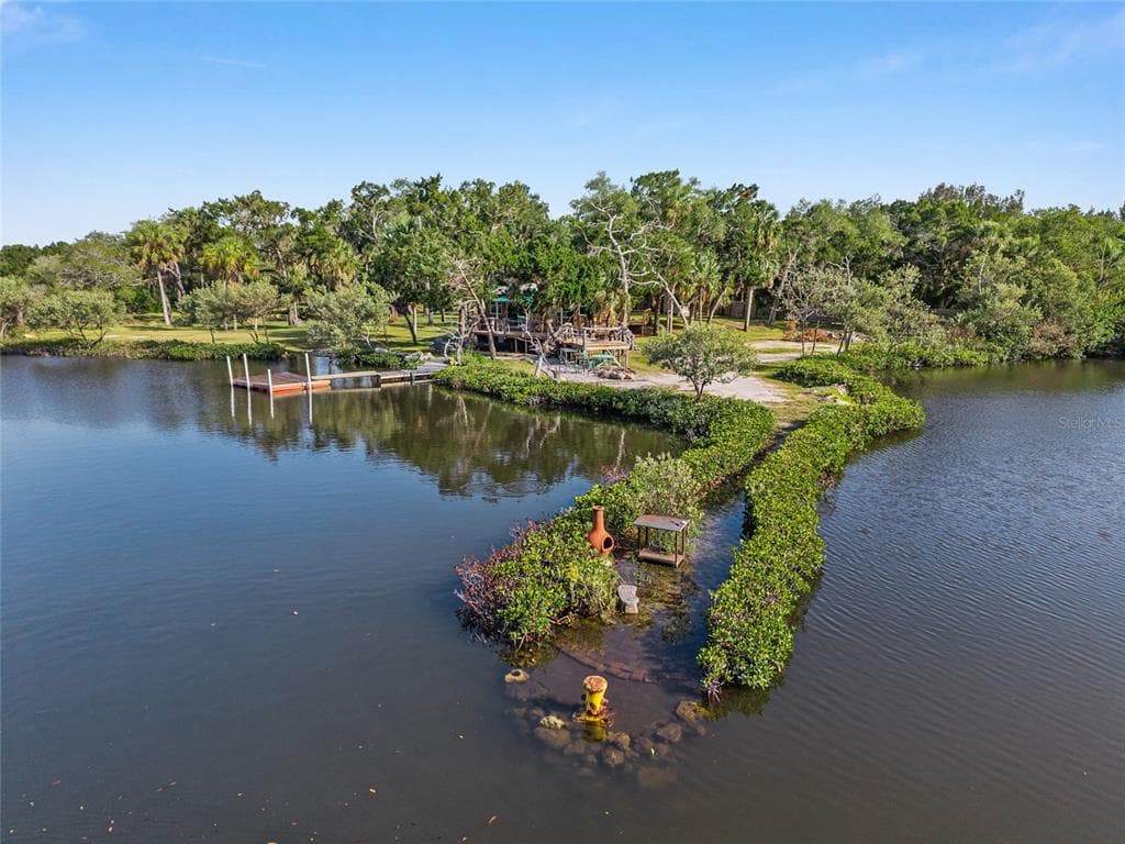 1326 S ESTUARY photo 6