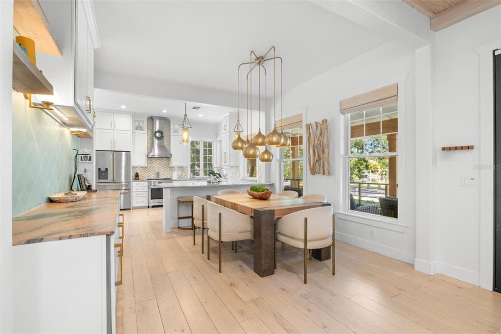 5610 N RIVER SHORE DRIVE photo 20