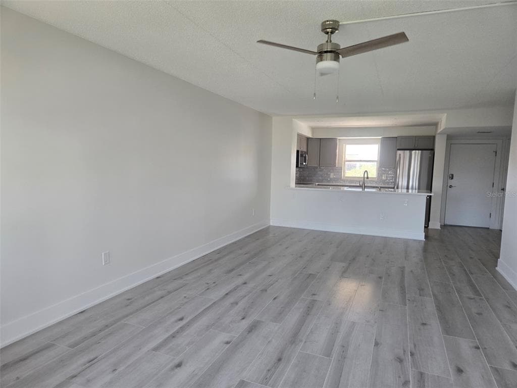 1300 N PORTOFINO DRIVE 406 photo 23
