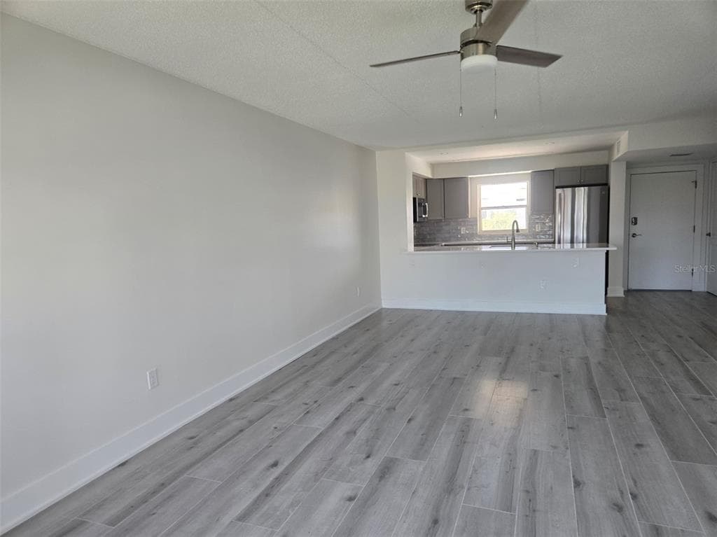 1300 N PORTOFINO DRIVE 406 photo 24