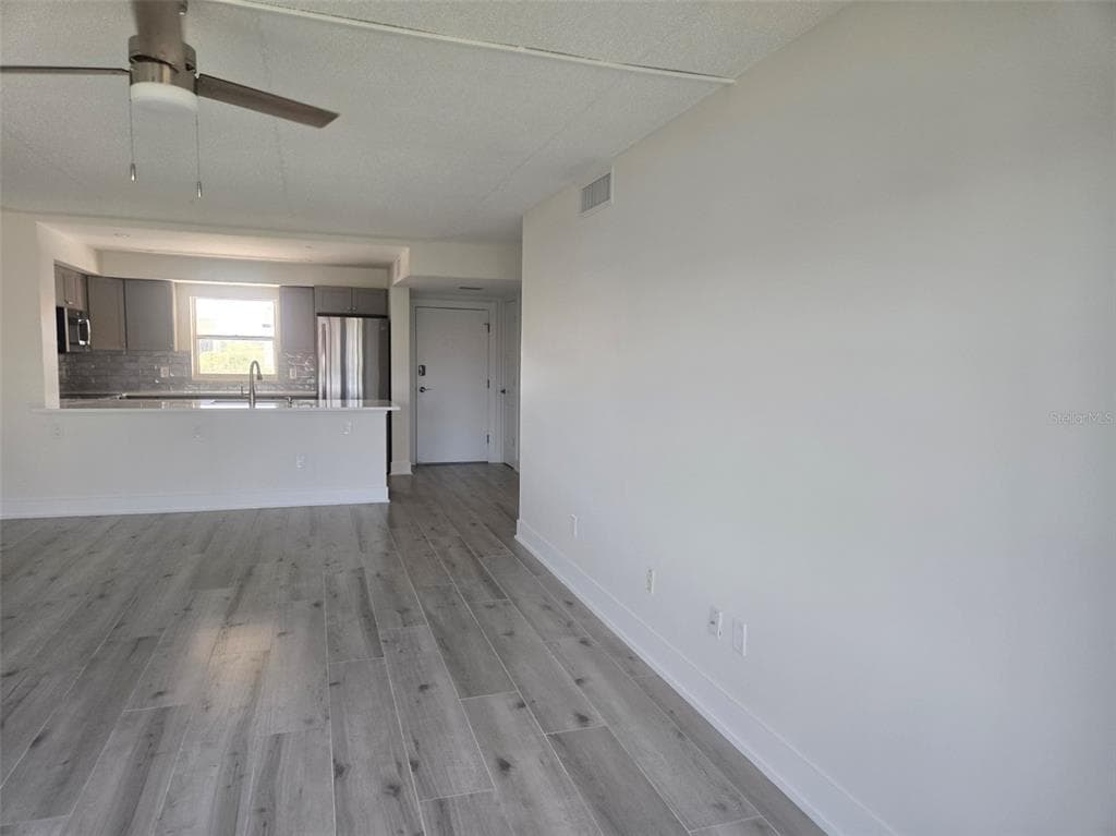 1300 N PORTOFINO DRIVE 406 photo 25