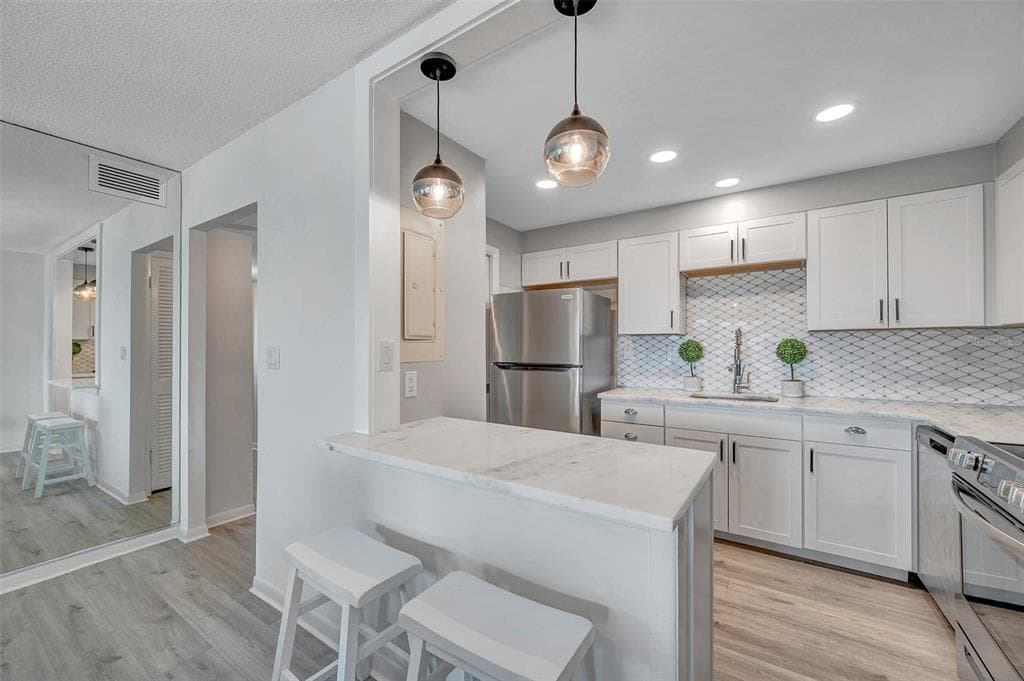 400 64TH AVENUE #907 W 4
