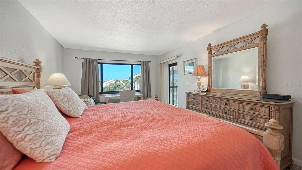 6234 MIDNIGHT PASS ROAD 307 photo 23