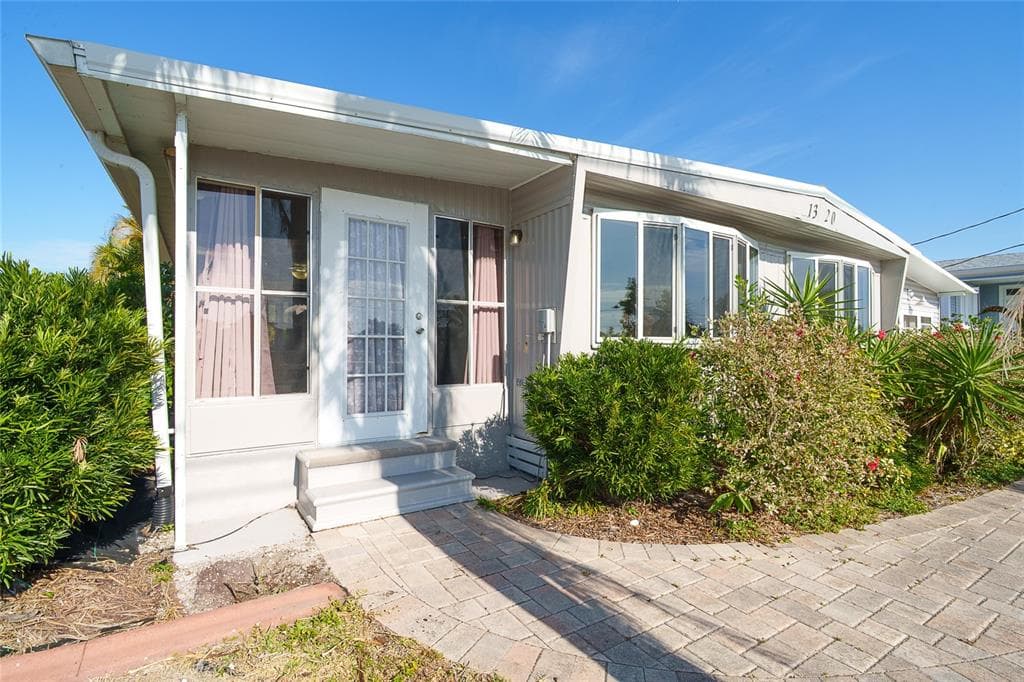 1320 SEAGULL DRIVE 3
