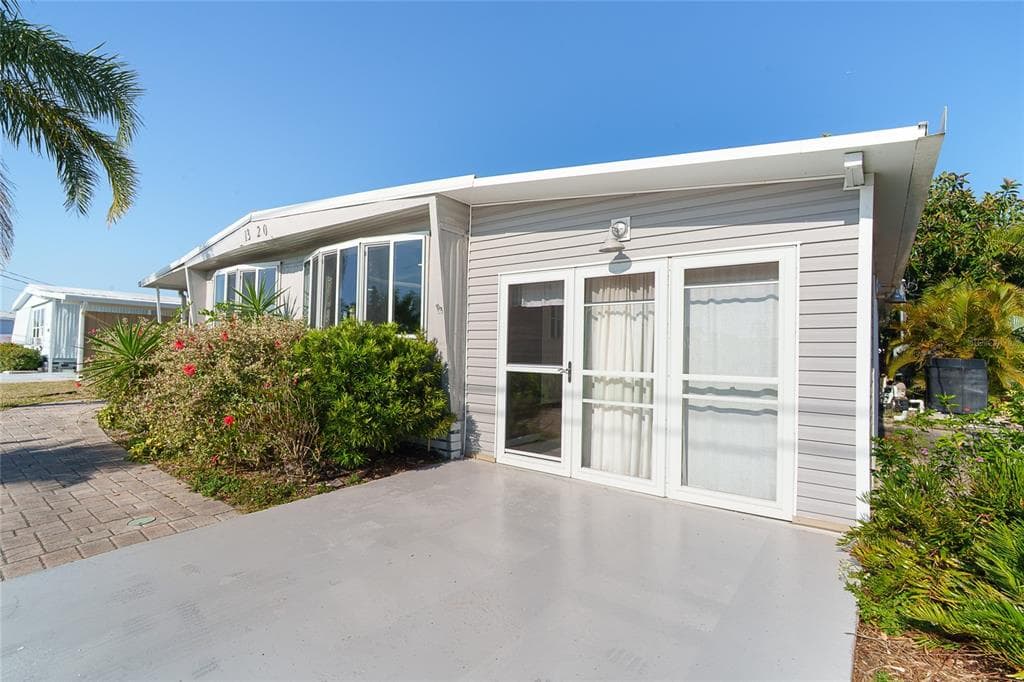 1320 SEAGULL DRIVE 4