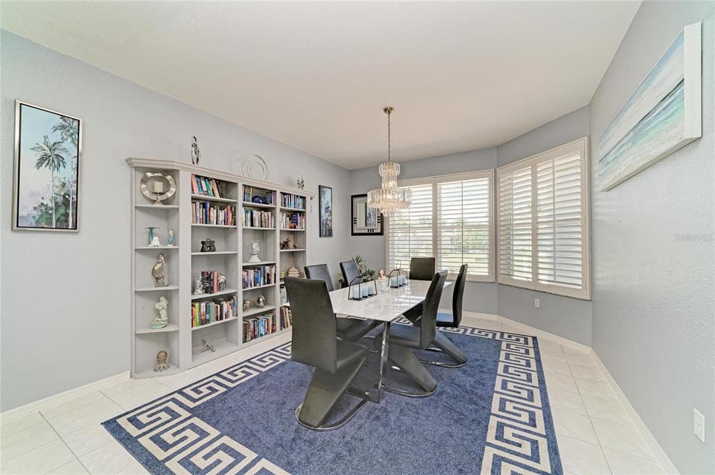 524 LA CARUNA COURT photo 10