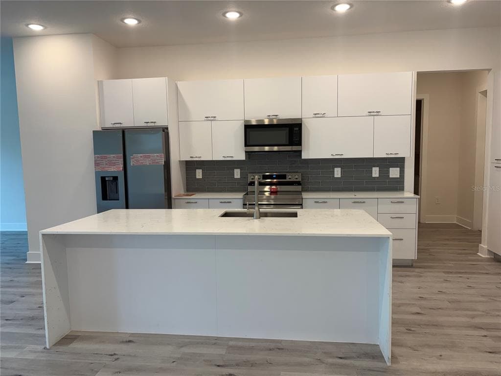 14681 KEYSTONE BOULEVARD photo 3