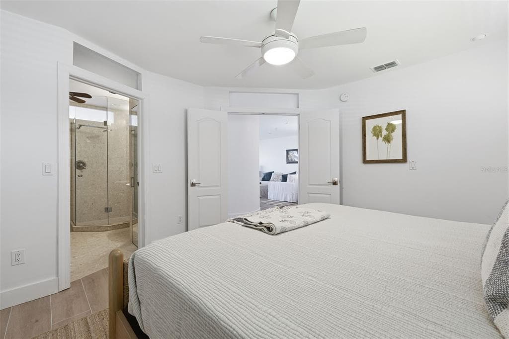 400 LARBOARD WAY 105 photo 14