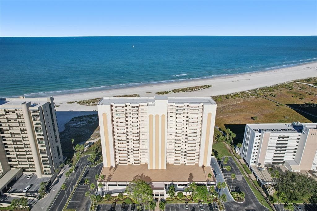 1270 GULF BOULEVARD 701 photo 17