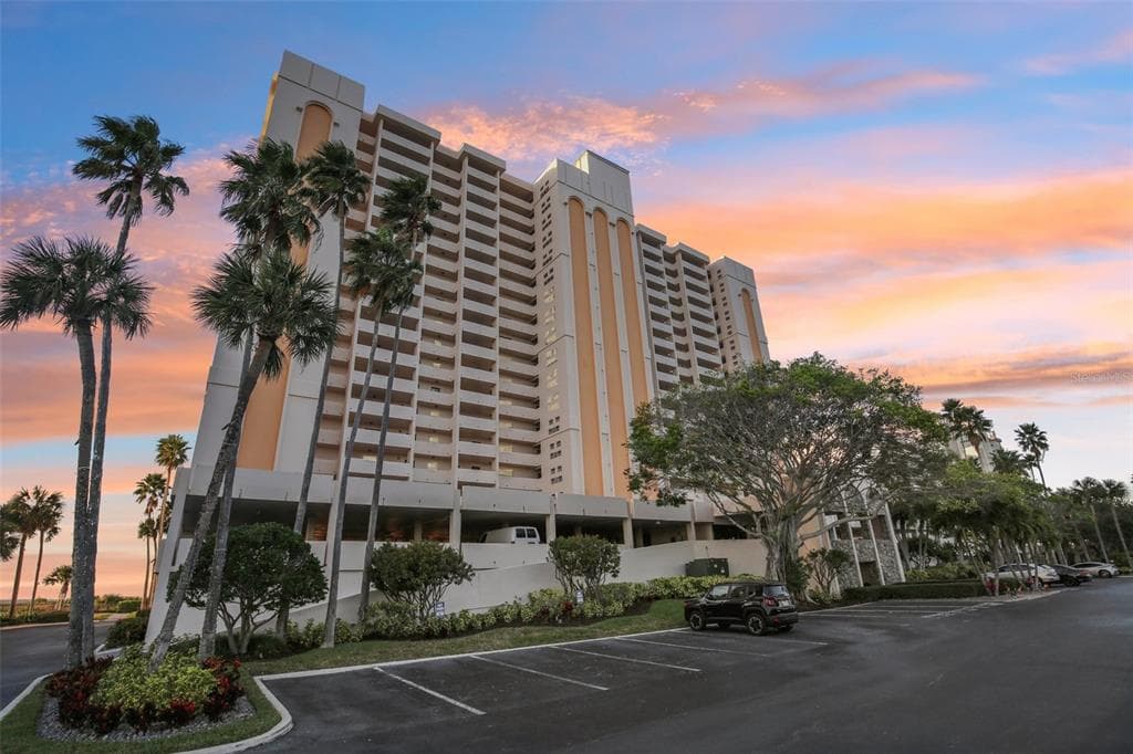 1270 GULF BOULEVARD 701 photo 16