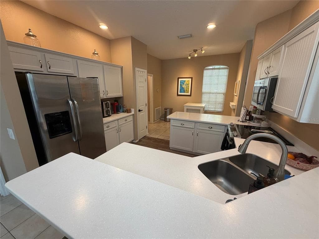 217 36TH STREET NE photo 15