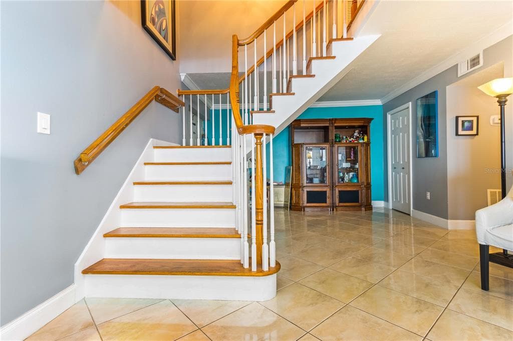 1390 GULF BOULEVARD PH-3 photo 6