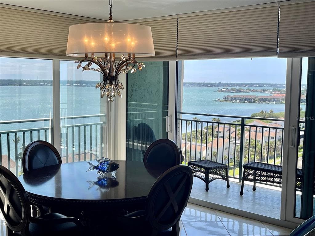 1390 GULF BOULEVARD PH-3 photo 11